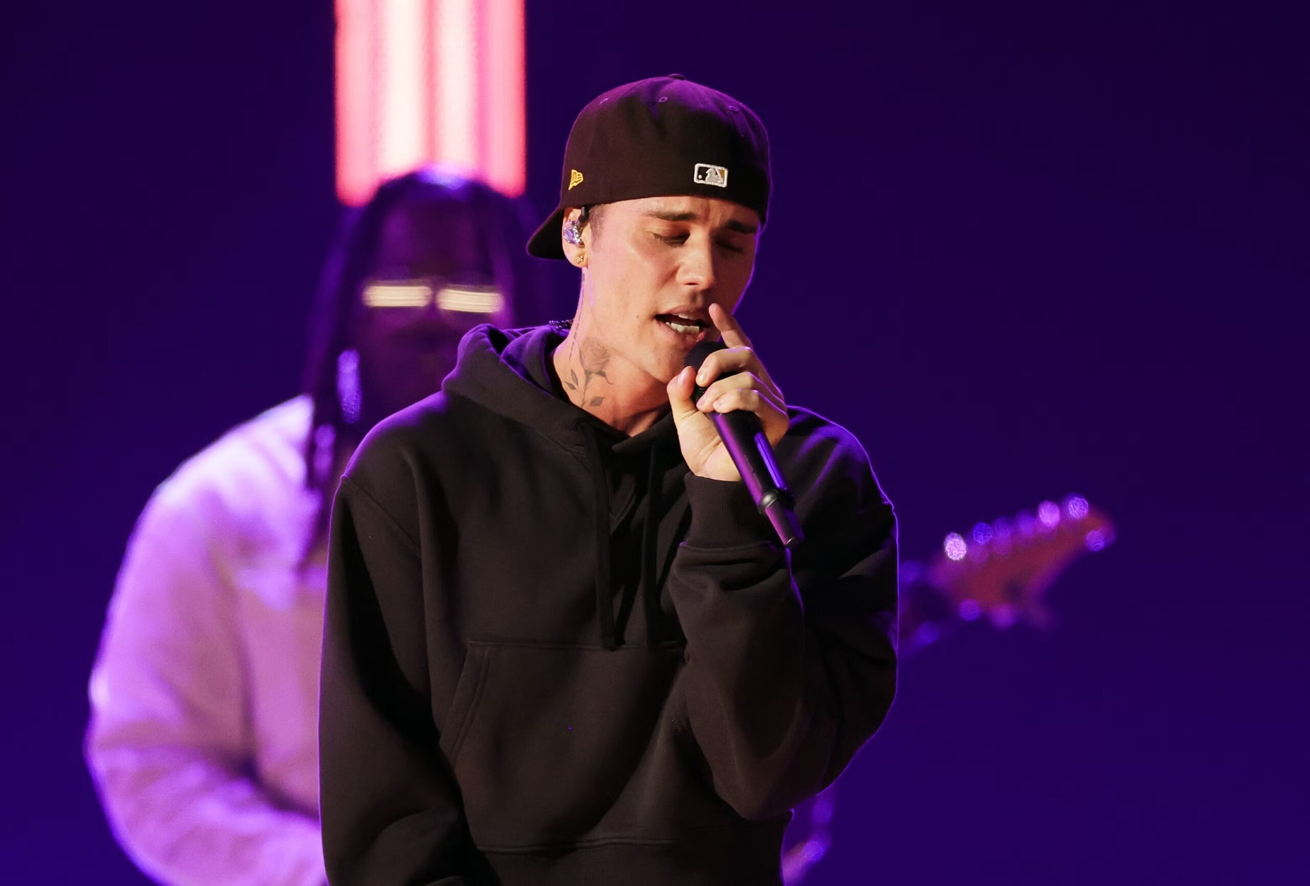 Justin Bieber phải trả hàng chục triệu USD cho quản lý cũ-ongkinh