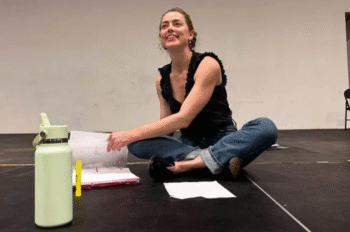 Amber Heard trở lại sân khấu sau khi đón cặp song sinh - Ongkinh