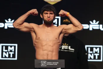 Nhà vô địch MMA bị ám sát-ongkinh