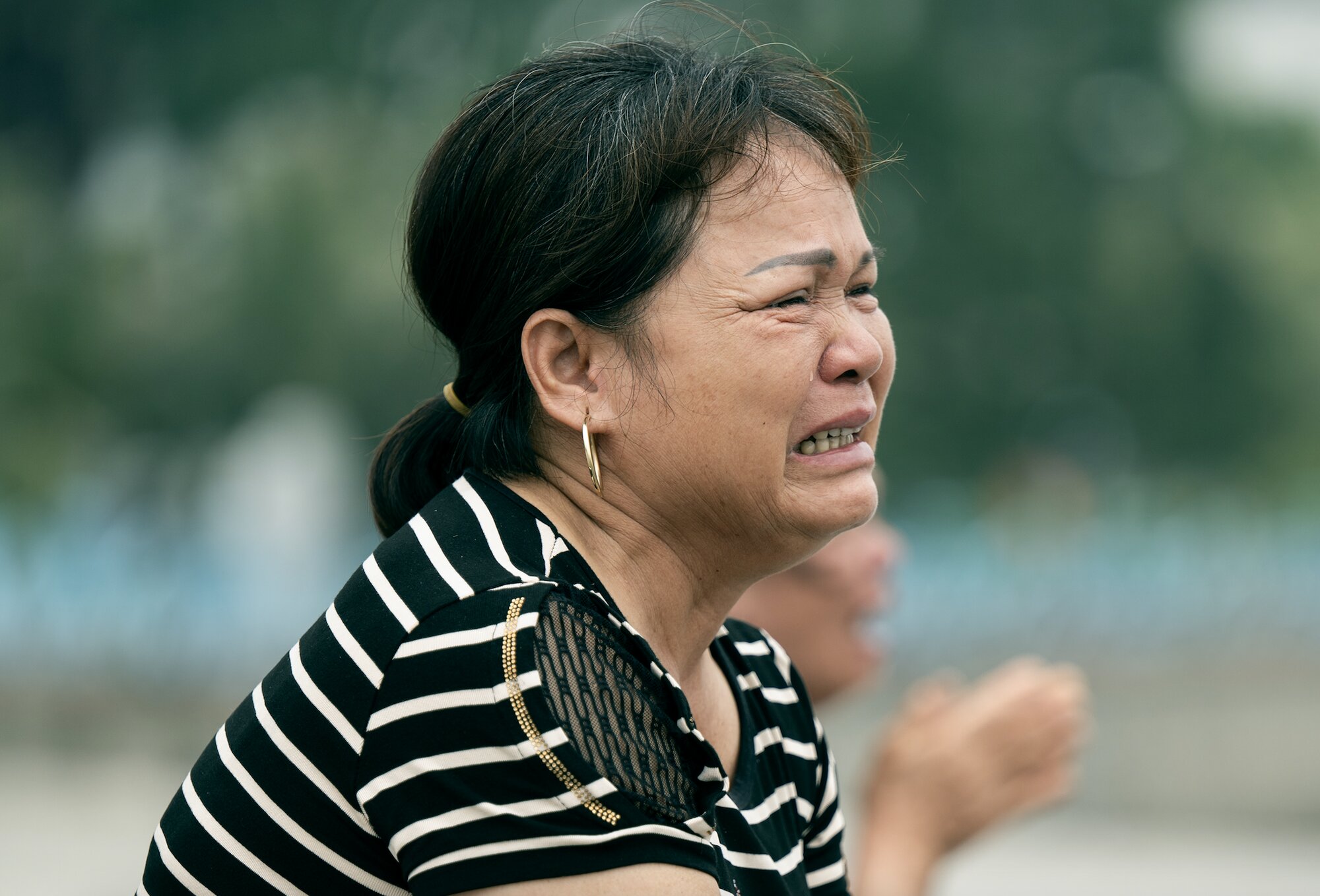 “Về với chị đi…” – Tiếng gọi quặn lòng dưới chân cầu Bãi Cháy