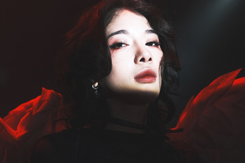 Lyhan gây bức xúc khi đứng top 1 trong livestage 4