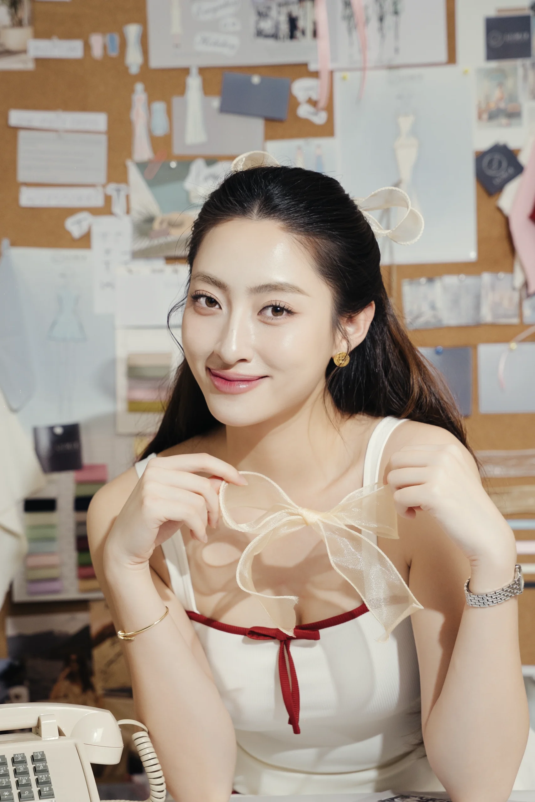 Hoa hậu Lương Thùy Linh khởi nghiệp ở tuổi 25