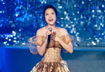 Mỹ Tâm diện "váy ánh kim 400 giờ thực hiện" tại Lễ hội Pháo hoa Đà Nẵng - Ongkinh