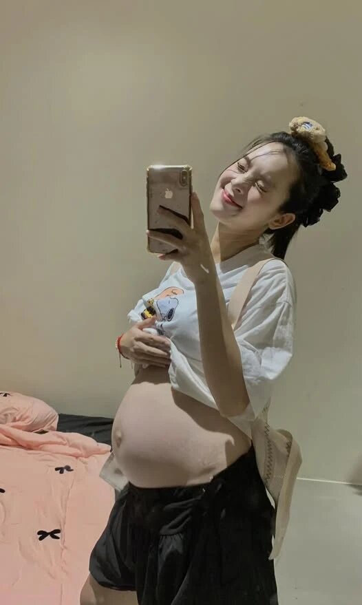 Quỳnh Lương chia sẻ về thai nhi của cô