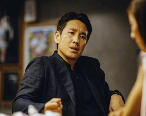 T.O.P, Park Yoo Chun cùng loạt sao Hàn vướng bê bối sử dụng chất cấm