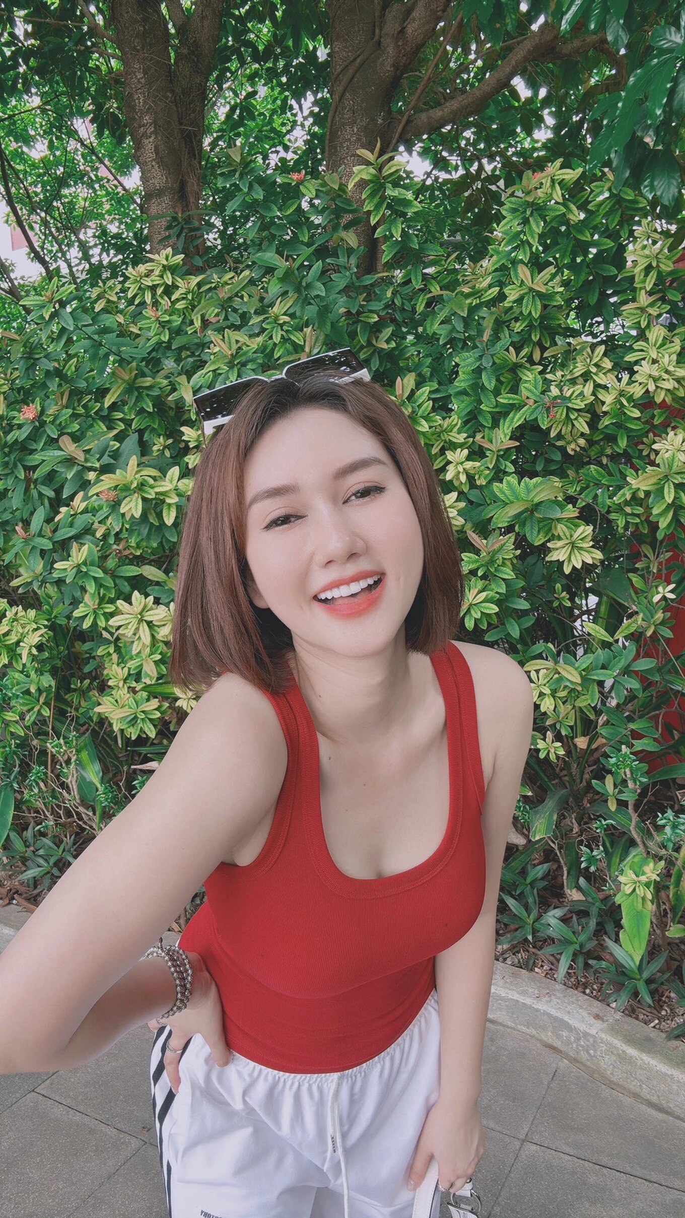 Hương Giang tiết lộ lý do không công khai hình ảnh chồng