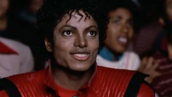 Chiếc tất ố vàng của Michael Jackson được bán với giá hơn 200 triệu đồng-ongkinh