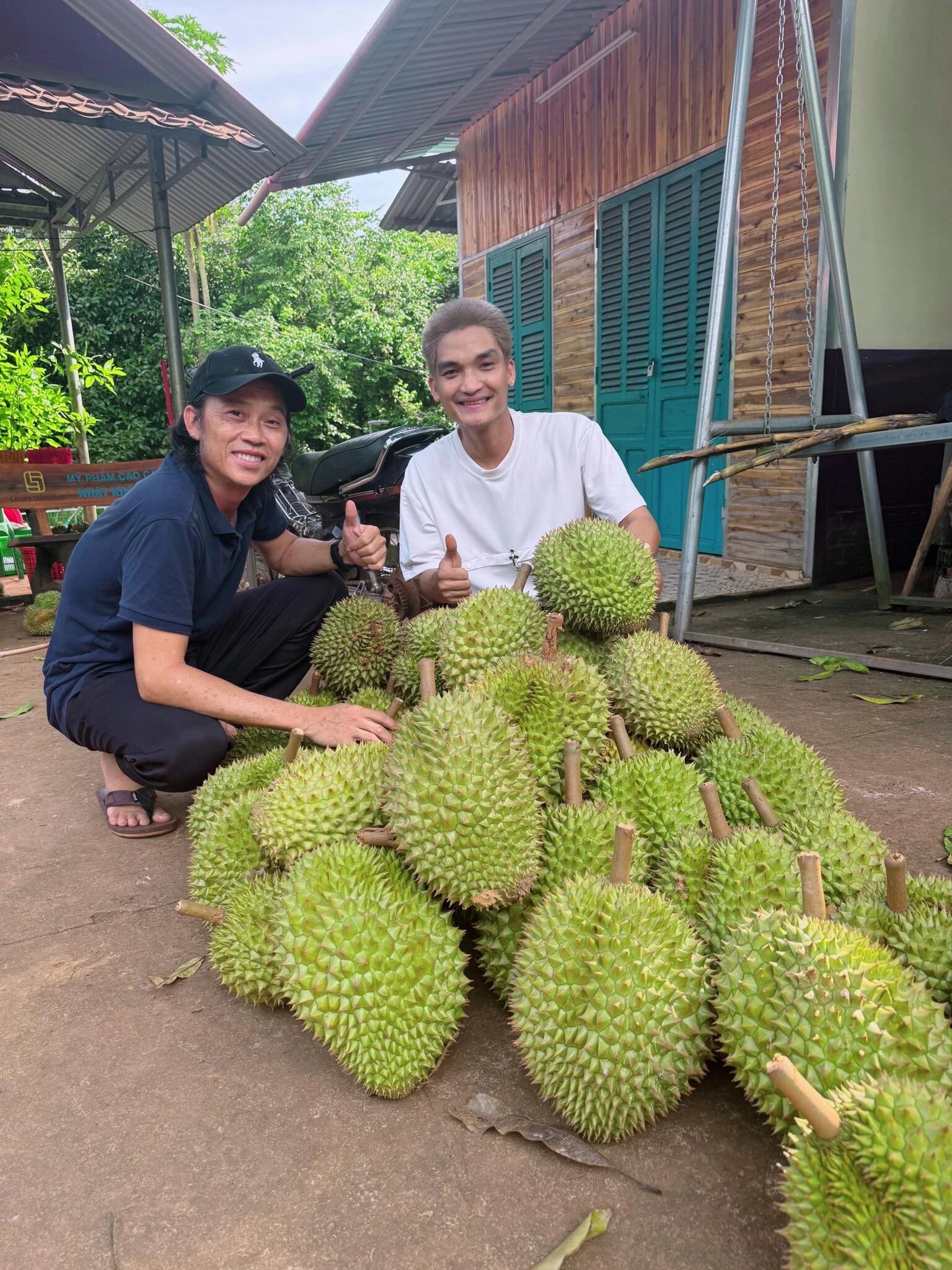 Diện mạo bất ngờ của nghệ sĩ Hoài Linh sau khi em trai anh công bố tình hình sức khỏe khẩn cấp.