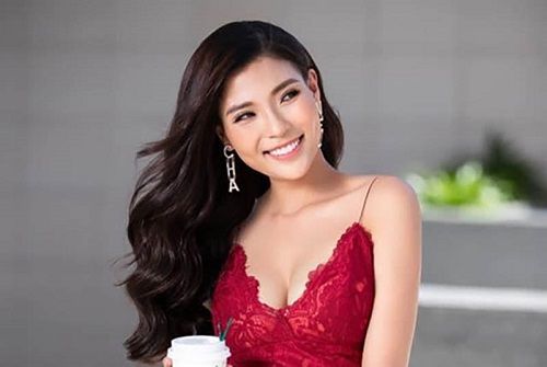 Thúy Diễm khóa môi bạn diễn kém tuổi, Lương Thế Thành không xuất hiện