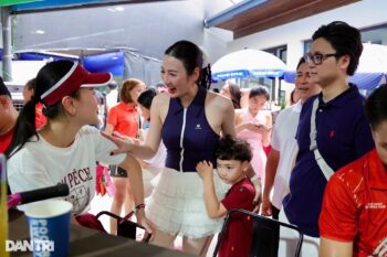 Trận đấu thú vị giữa Tú Anh và Phương Oanh trên sân pickleball gây chú ý