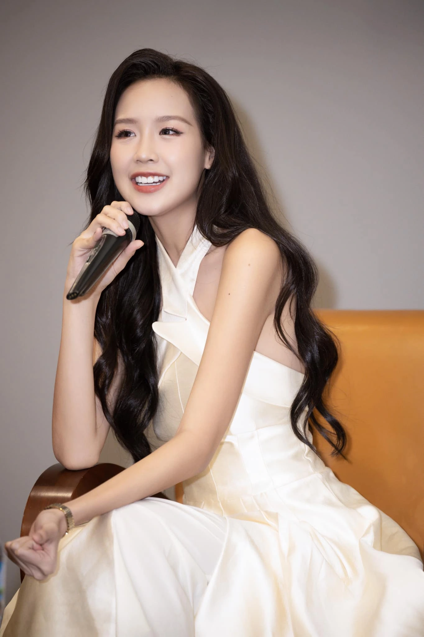 Bảo Ngọc đặt mục tiêu trở thành người đẹp Việt đầu tiên đăng quang Miss World