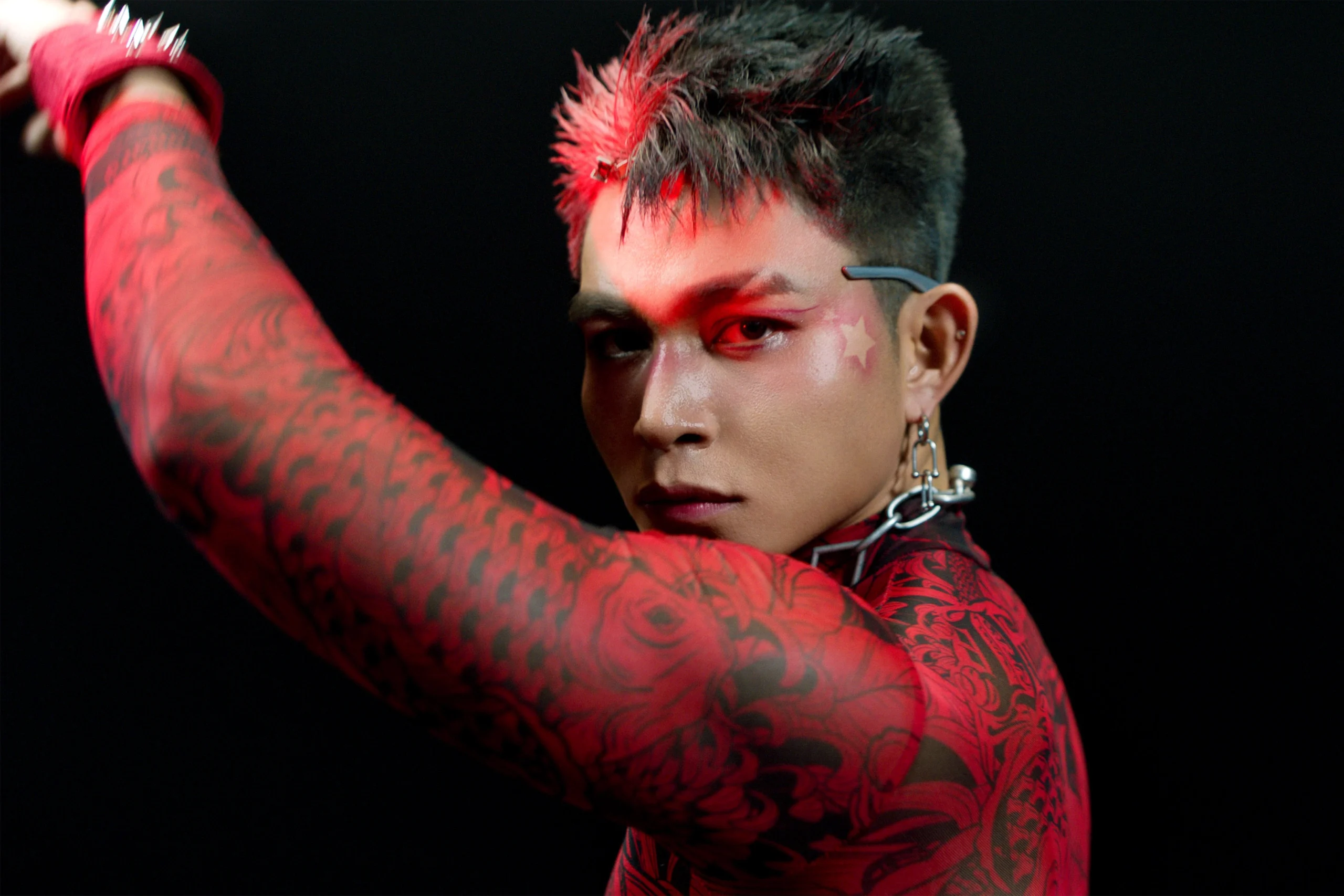 Thanh Duy ra mắt MV "Werk", đồng đội hỗ trợ hết mình - Ongkinh