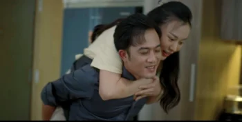 Phương Oanh trở lại màn ảnh với "Gió ngang khoảng trời xanh" - Ongkinh
