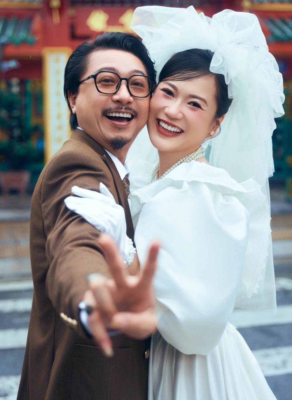 Lâm Vỹ Dạ và Hứa Minh Đạt kỷ niệm 15 năm cưới - Ongkinh