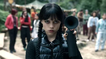 Wednesday mùa 2 thống trị Netflix và nhận 'mưa' lời khen-ongkinh