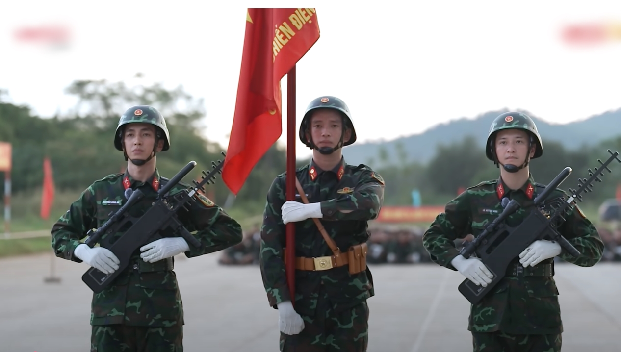Thượng uý Lê Hoàng Hiệp chính thức xuất hiện ở Sao Nhập Ngũ