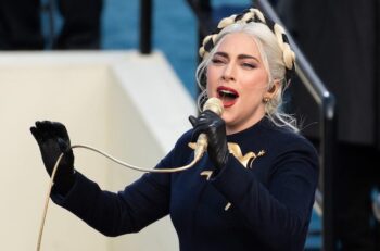 Lady Gaga dẫn đầu đề cử VMAs 2025