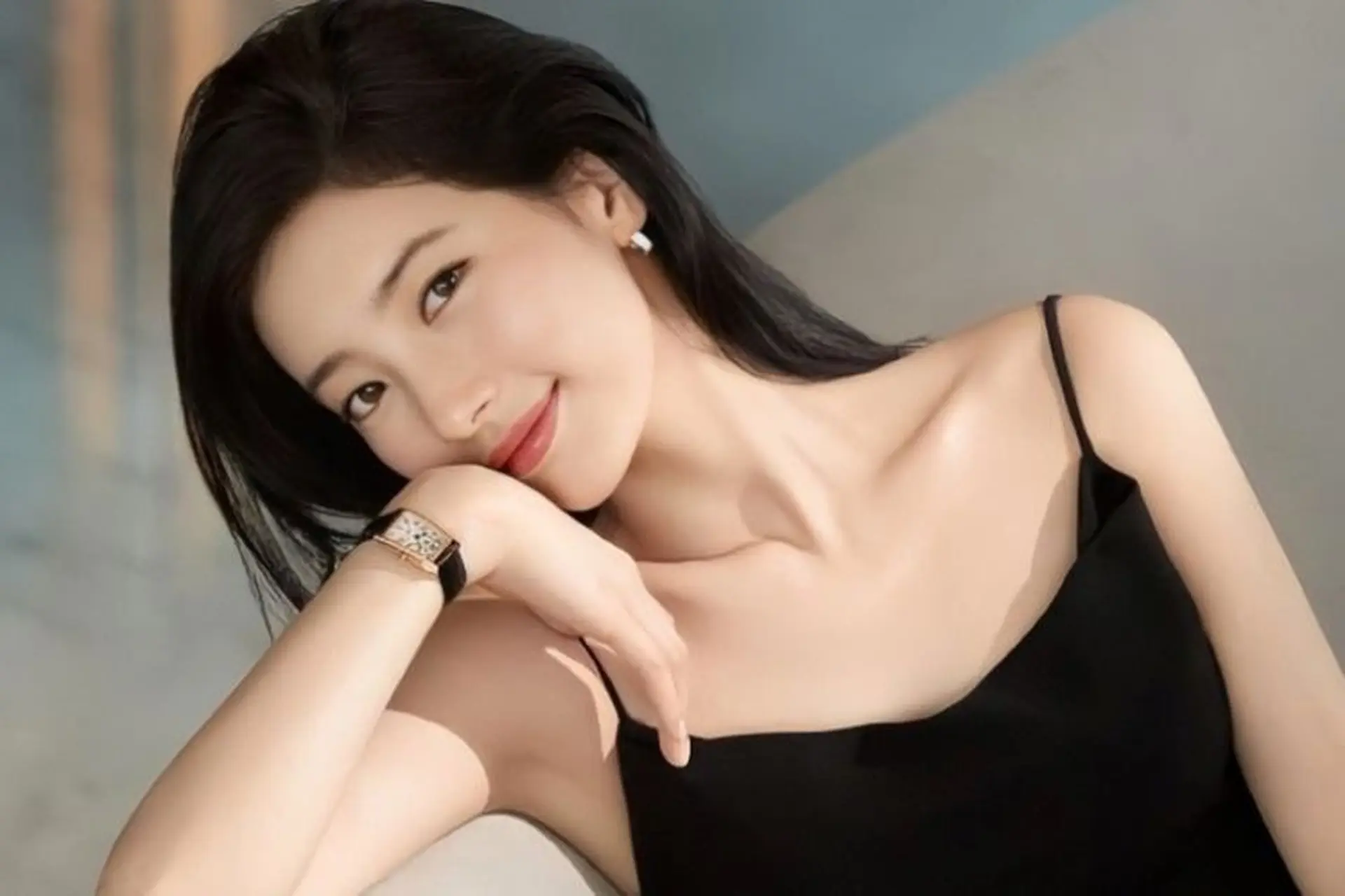 Suzy lên tiếng sau tin đồn kết hôn với CEO mỹ phẩm - Ongkinh