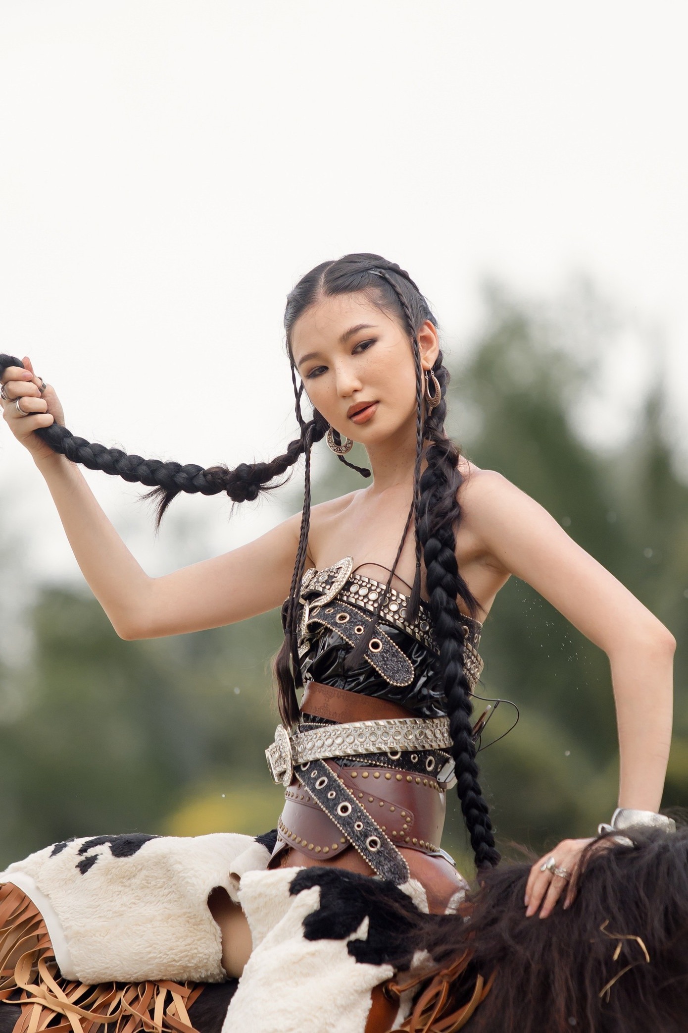 Nàng Mơ để lộ mặt mộc trước ống kính
