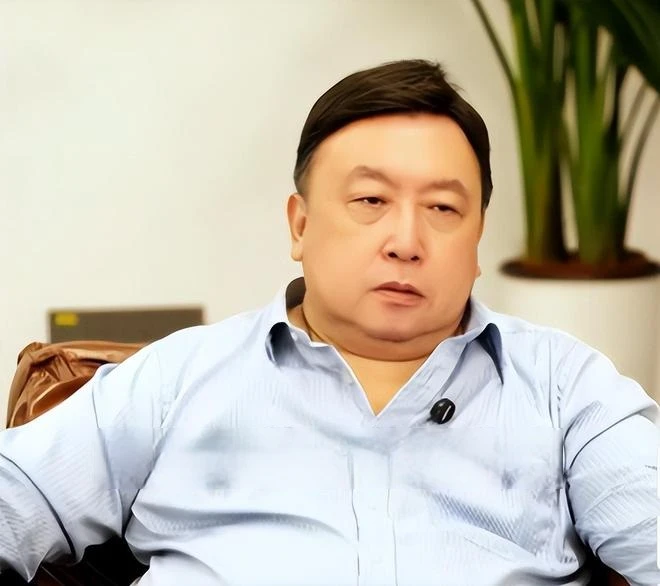 “Tứ đại mỹ nhân” cũng bị chê: Lâm Thanh Hà tướng đàn ông, Lý Gia Hân quá nhiều khuyết điểm