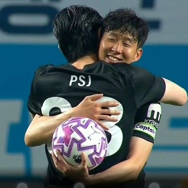 Son Heung-min bật khóc nức nở ngày chia tay Tottenham