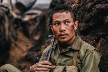 Phim 'Mưa đỏ' vượt 100 tỷ đồng sau 3 ngày