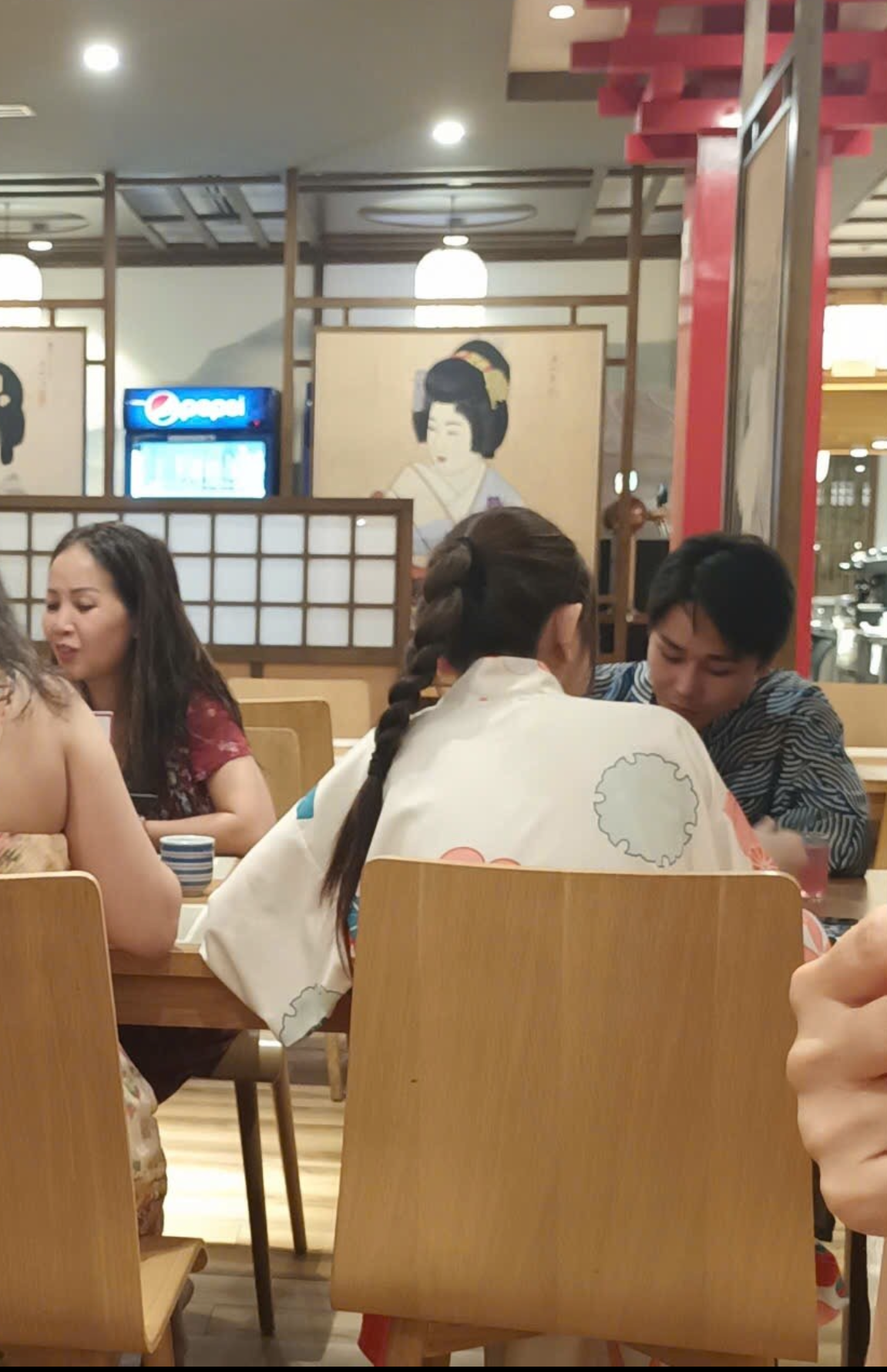  Tăng Duy Tân bị tóm dính “nguỵ trang” kè kè bên Bích Phương