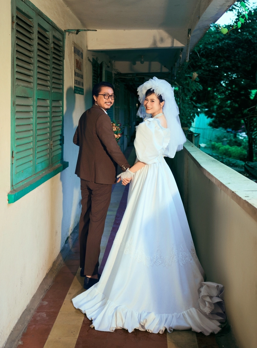Lâm Vỹ Dạ và Hứa Minh Đạt kỷ niệm 15 năm cưới - Ongkinh 