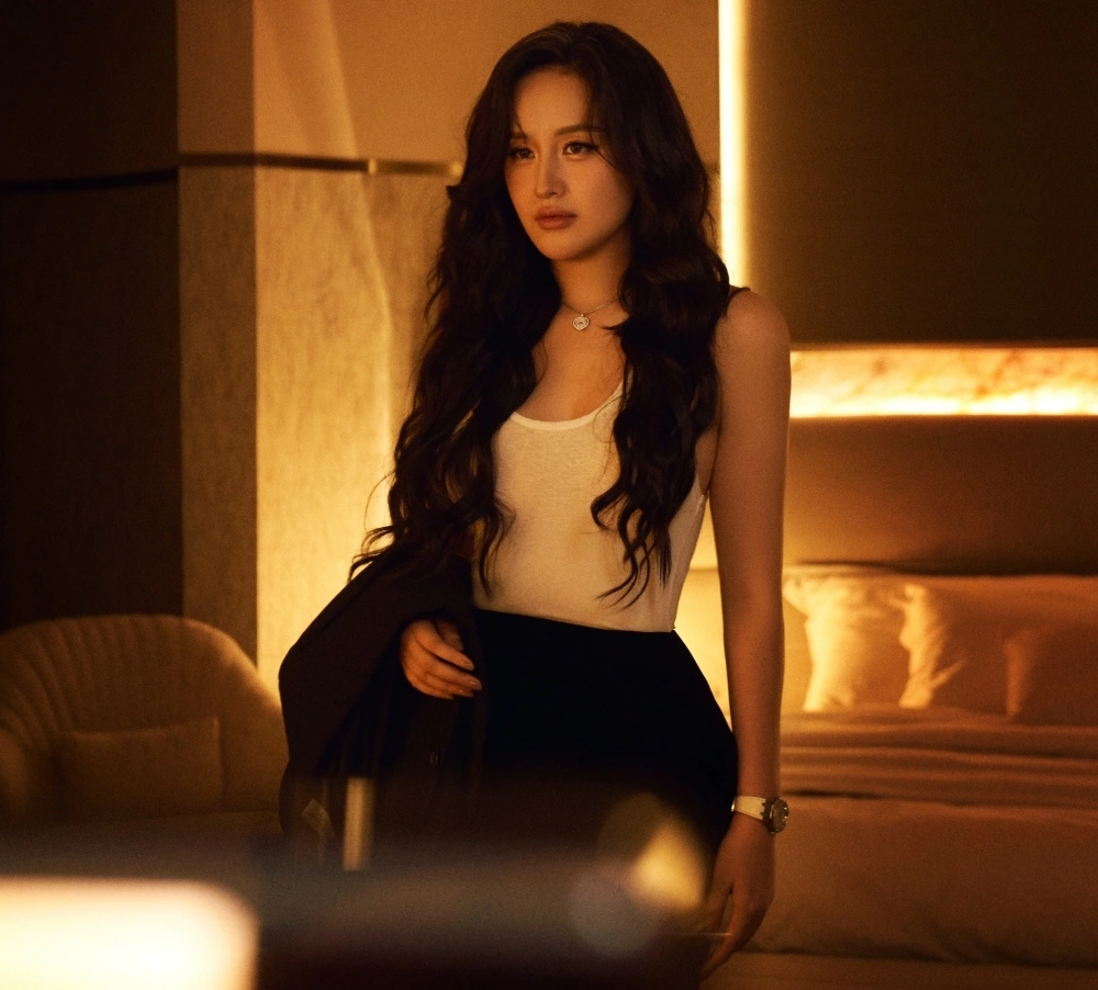 Mai Phương Thúy đón tuổi 37 - Ongkinh