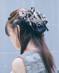 Brand Nhật Bản bán "cháy hàng" kẹp tóc hình quần lót
