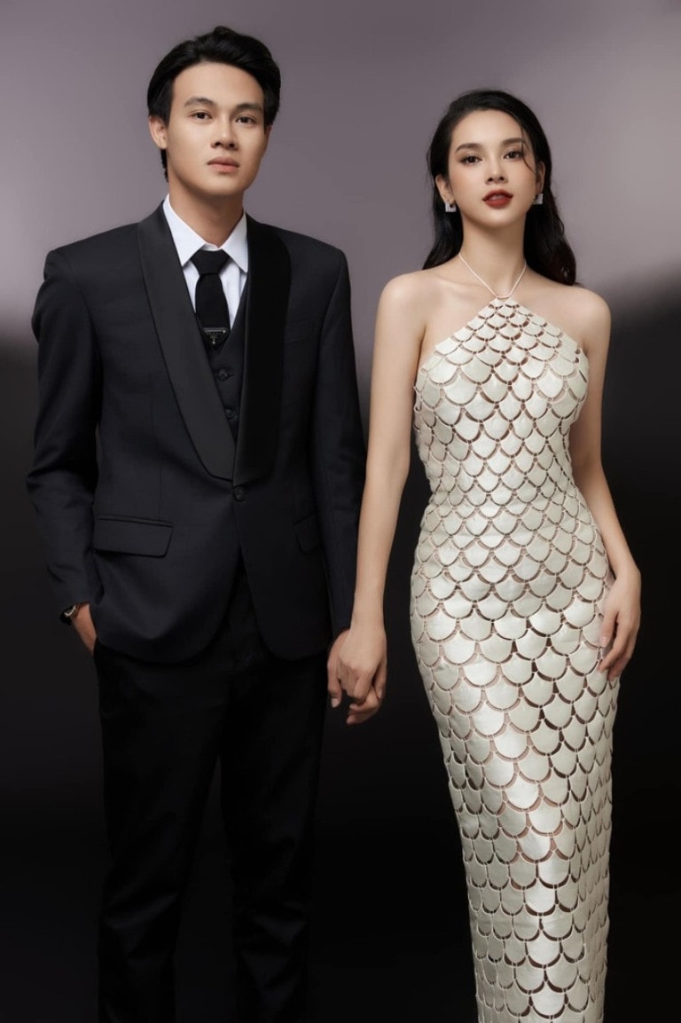 Quỳnh Lương hạ sinh con gái đầu lòng - Ongkinh