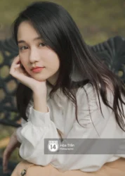 Trúc Anh "Mắt Biếc" lại đang hẹn hò đạo diễn MV trăm triệu view của Vbiz?