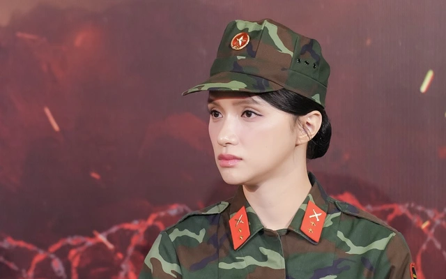 Hương Giang phát ngôn: “Sao Nhập Ngũ nên mở đăng ký cho những nghệ sĩ đang bấp bênh và cần rèn luyện!”