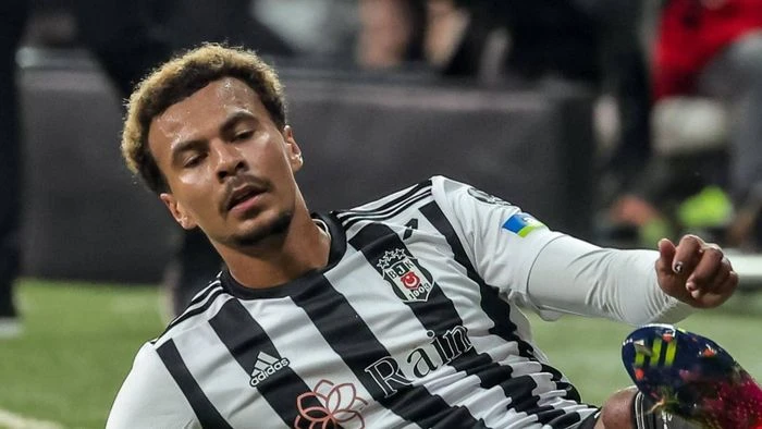 Dele Alli nói lời từ biệt bóng đá