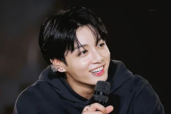 Jungkook (BTS)được tuyển chọn mà không cần thử giọng