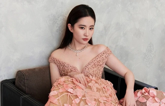 Lý do Song Seung Hun và Lưu Diệc Phi chia tay