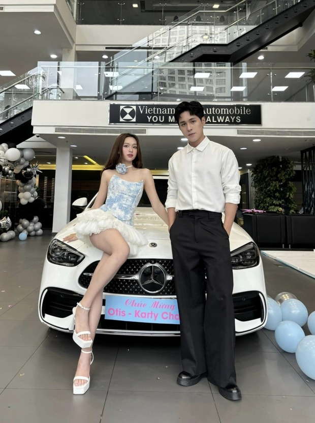  Karty Chang đòi lại chiếc xe tặng Otis Nhật Trường