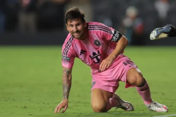Messi chấn thương, nguy cơ nghỉ thi đấu dài hạn