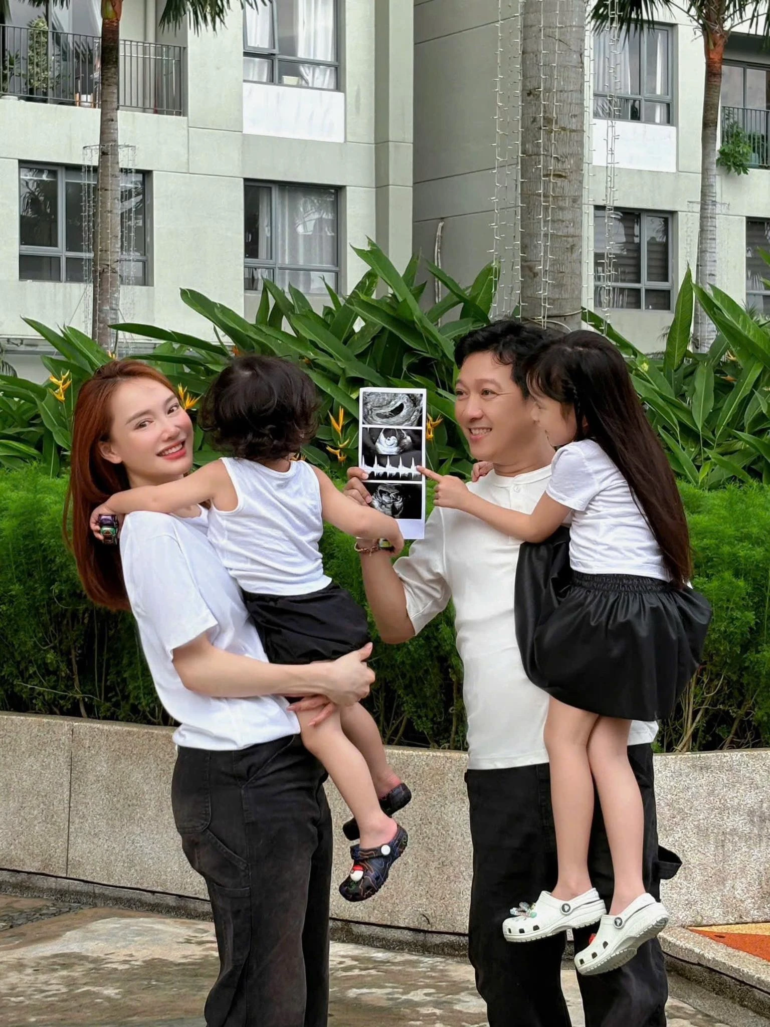 Trường Giang và Nhã Phương đón tin vui lần 3 - Ongkinh