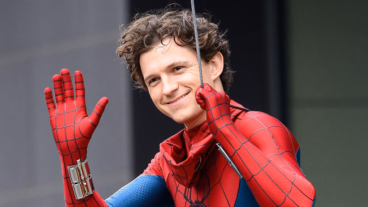 Tom Holland nhập viện sau tai nạn trên phim trường Spider-ManTom Holland nhập viện sau tai nạn trên phim trường Spider-Man-ongkinh