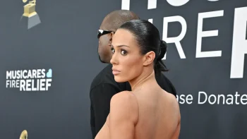 Vợ Kanye West ra mắt thương hiệu thời trang riêng -ongkinh