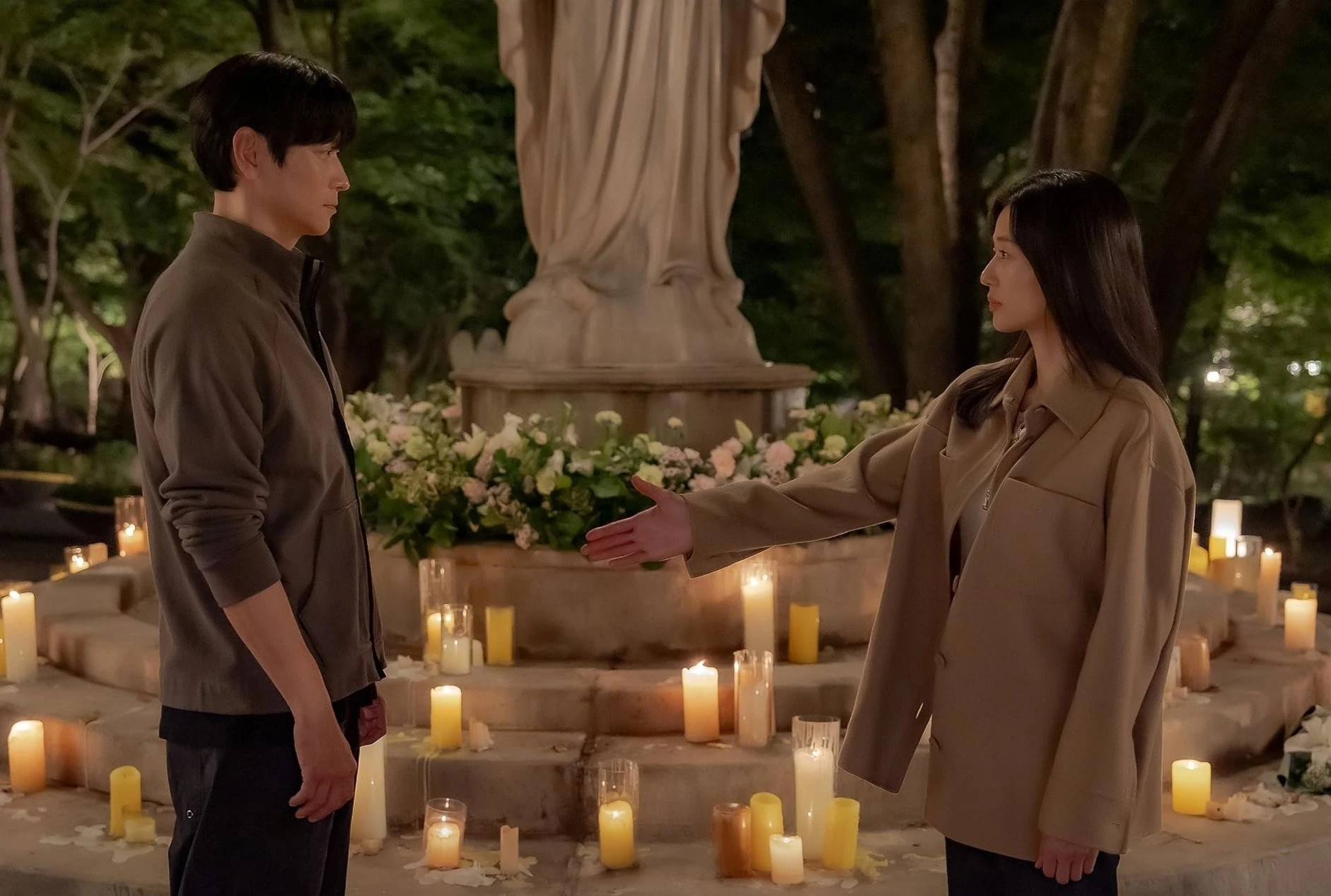 "Tempest" gây sốt: Jun Ji Hyun và Gang Dong Won tái hợp trong phim chính trị - hành động đầy kịch tính - Ongkinh