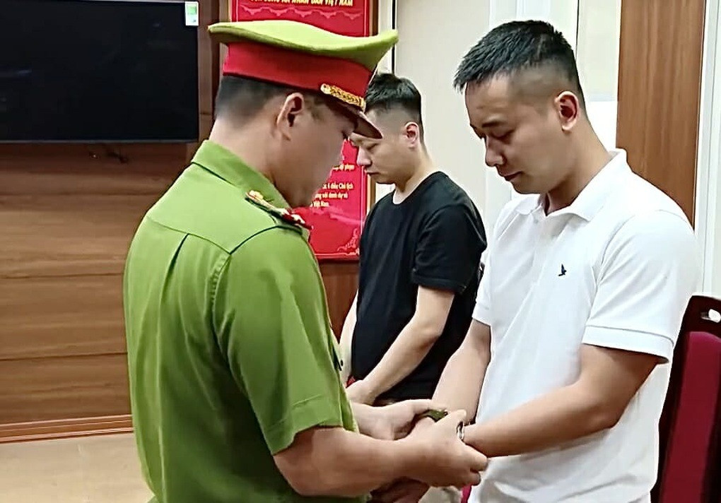 Cơ quan chức năng thông tin nóng về vai trò chị gái Quang Linh Vlogs ở vụ kẹo rau Kera