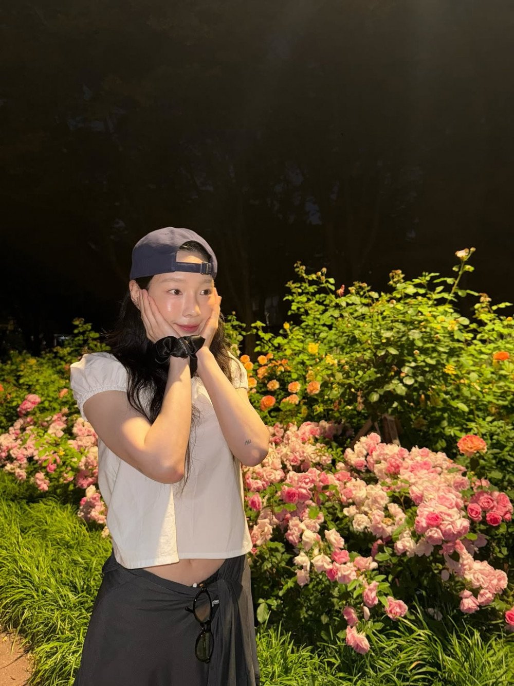 Loạt ảnh Taeyeon (SNSD) ở Việt Nam gây bão MXH Hàn Quốc