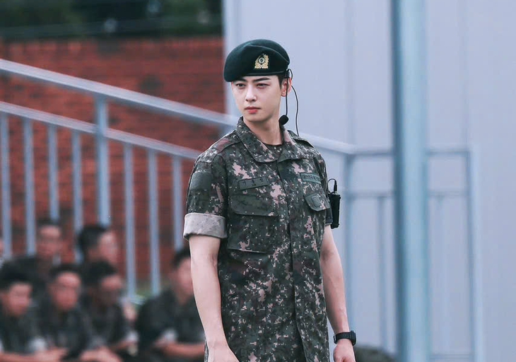 Cha Eun Woo khiến người hâm mộ 'tan chảy' vì khoảnh khắc hội ngộ cún cưng