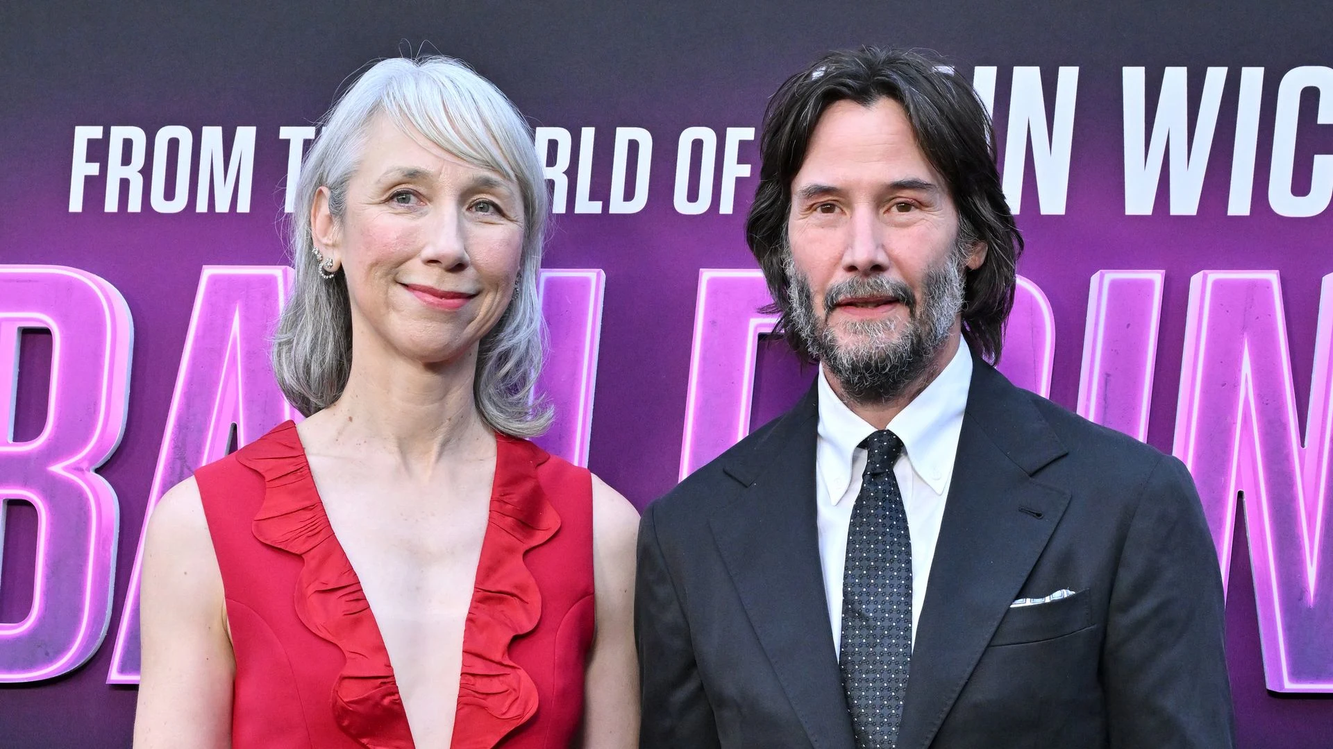 Rộ tin đồn Keanu Reeves kết hôn-ongkinh