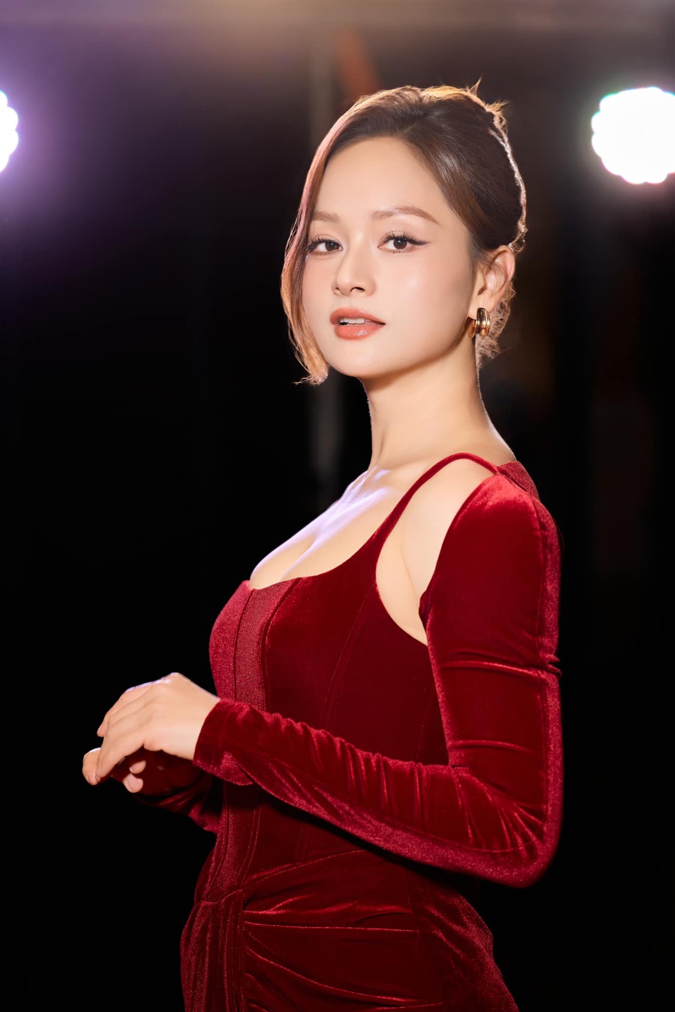 Diễn viên Lan Phương bị netizen nói bớt kể lể chuyện ly hôn trên MXH