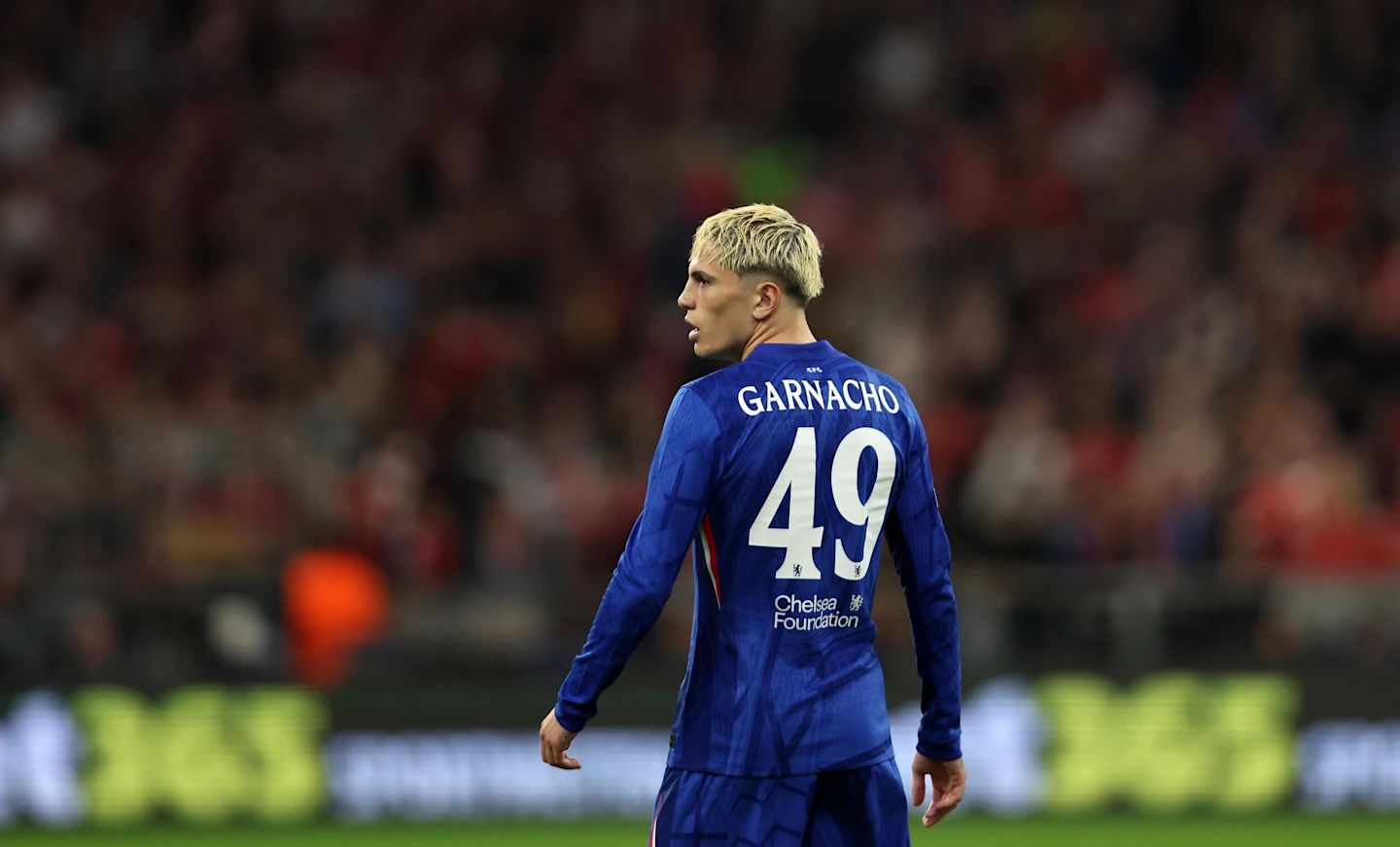 Garnacho bị CĐV 'khủng bố' tinh thần-ongkinh