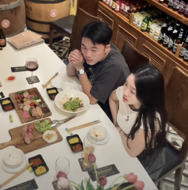 Lương Xuân Trường cùng vợ Giám đốc và ái nữ lộ diện sau ồn ào trên MXH, thái độ gây chú ý
