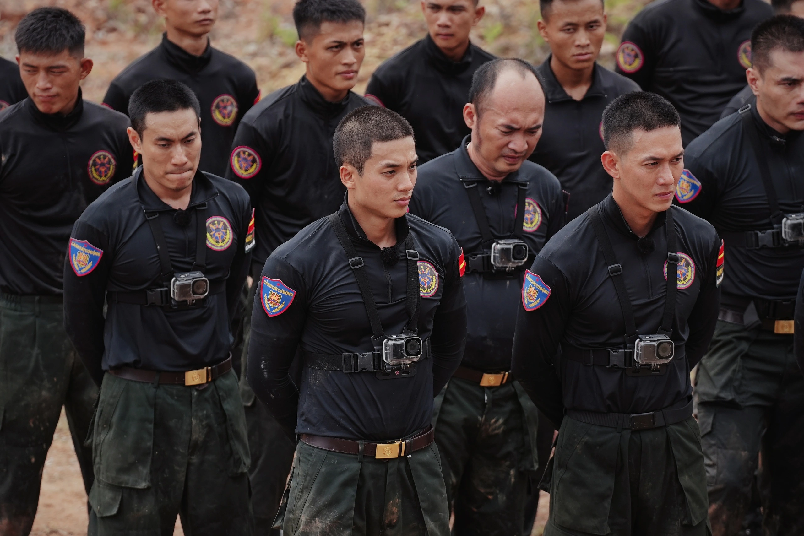 Liên Bỉnh Phát rời 'Chiến sĩ quả cảm' vì chấn thương